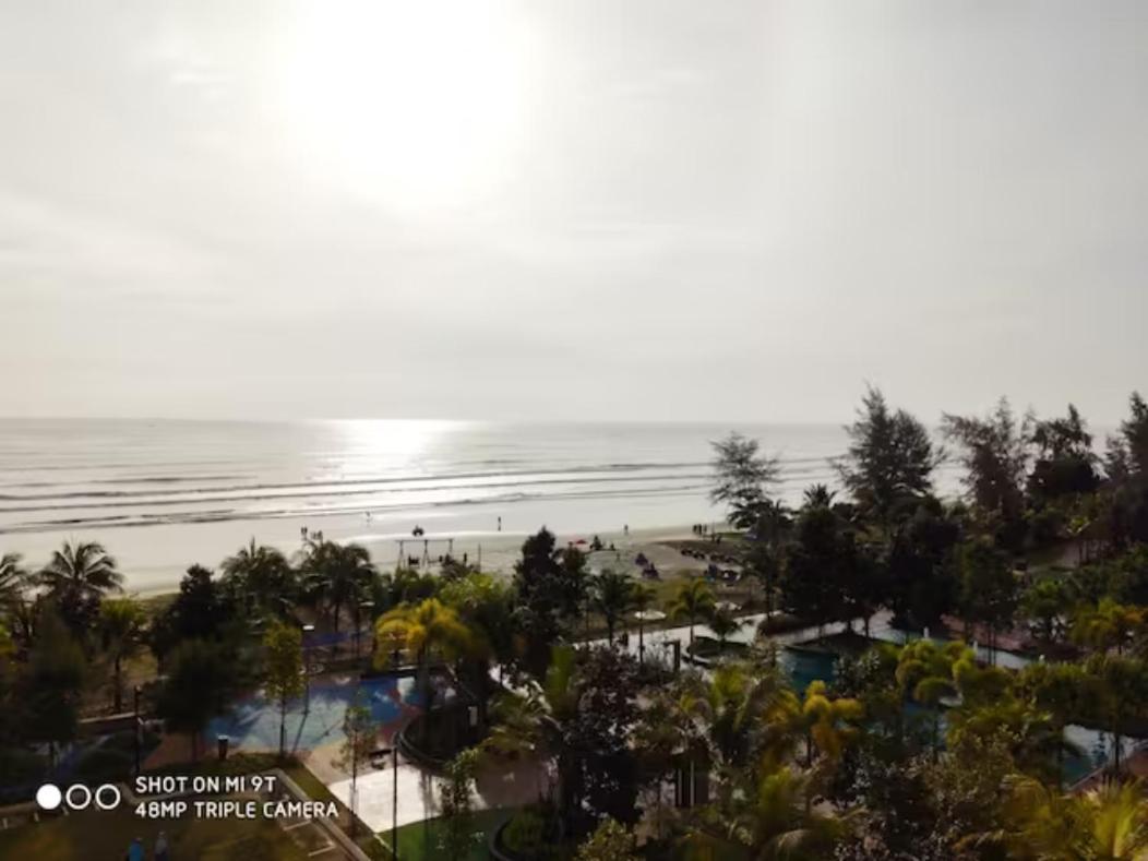 Timurbay Seafront Residences By Nature Home Kuantan Eksteriør billede